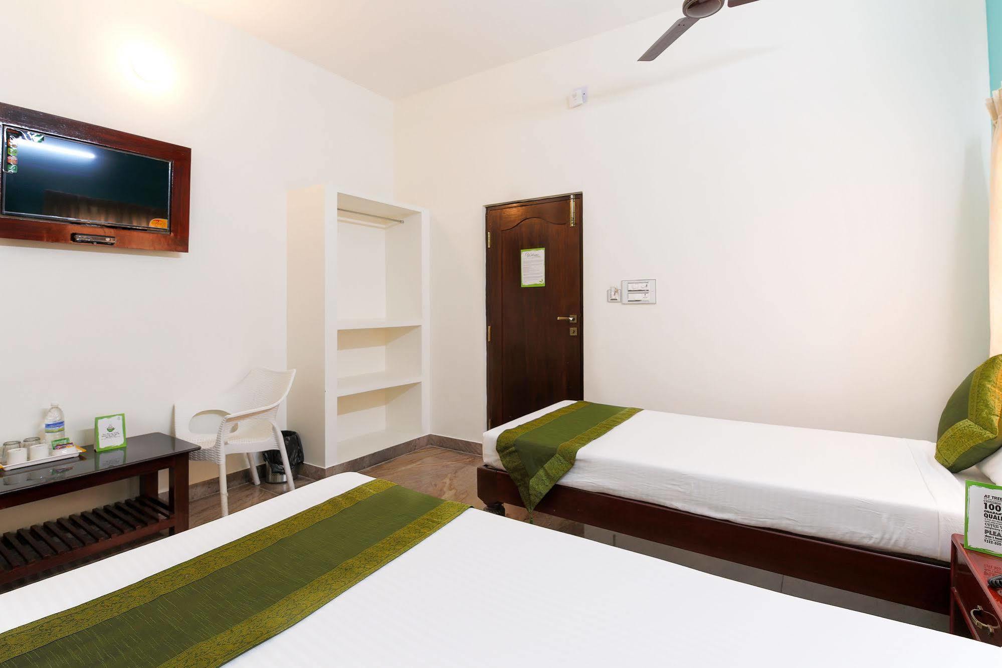 Treebo Trend Grace Inn Puducherry Exterior foto
